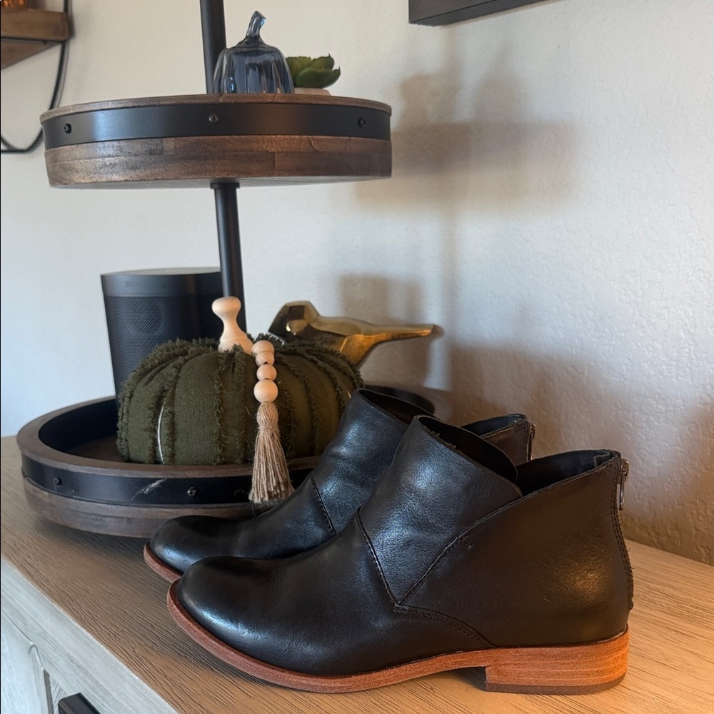 Kork-Ease Black Leather Boots